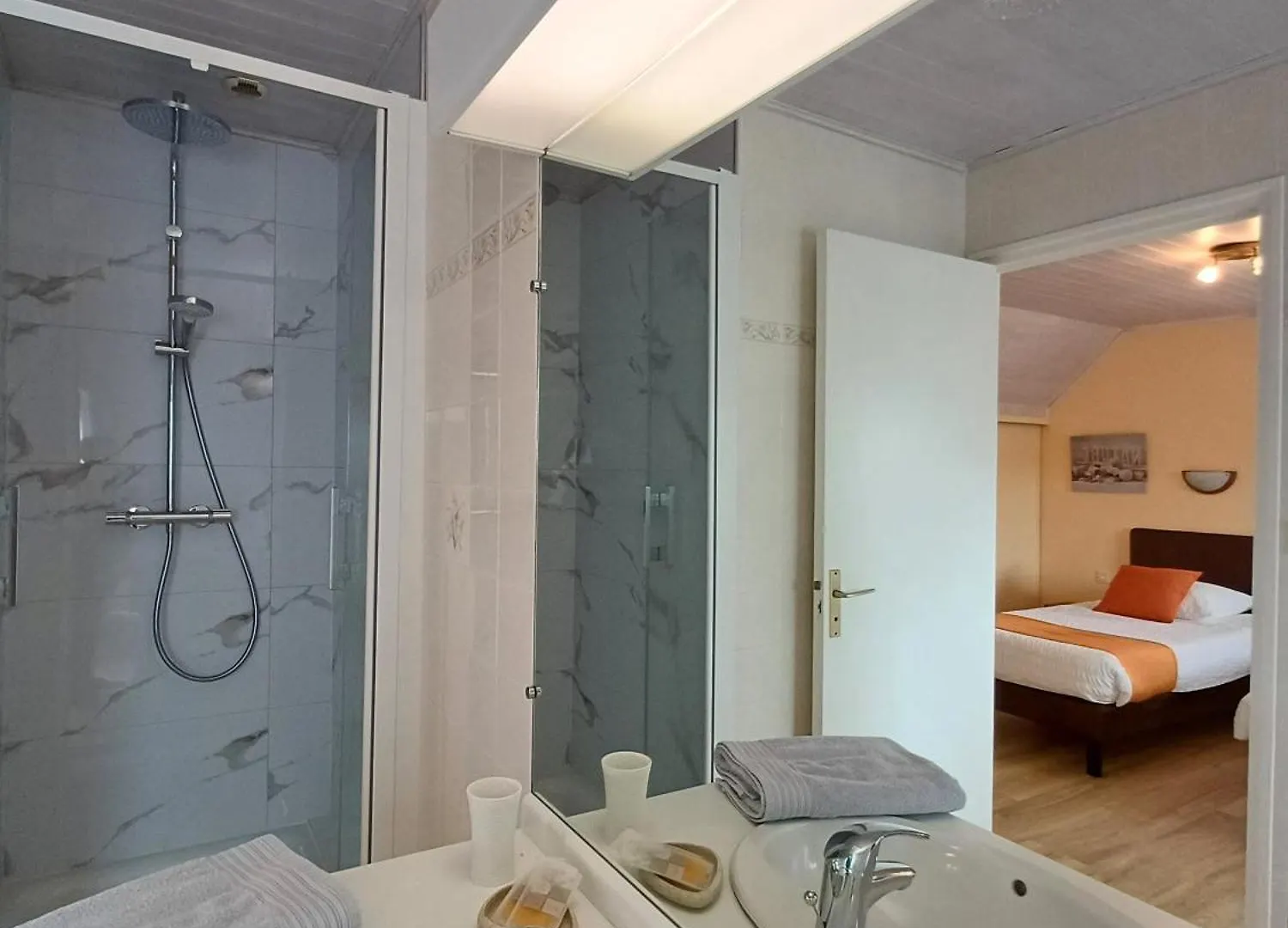 לינה וארוחת בוקר Mahalon Chambres D'Hotes De Kerantum